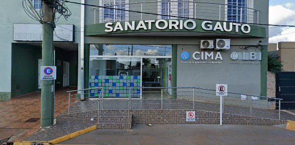 Fachada e instalaciones de CIMA - Centro de Imágenes Médicas Apóstoles